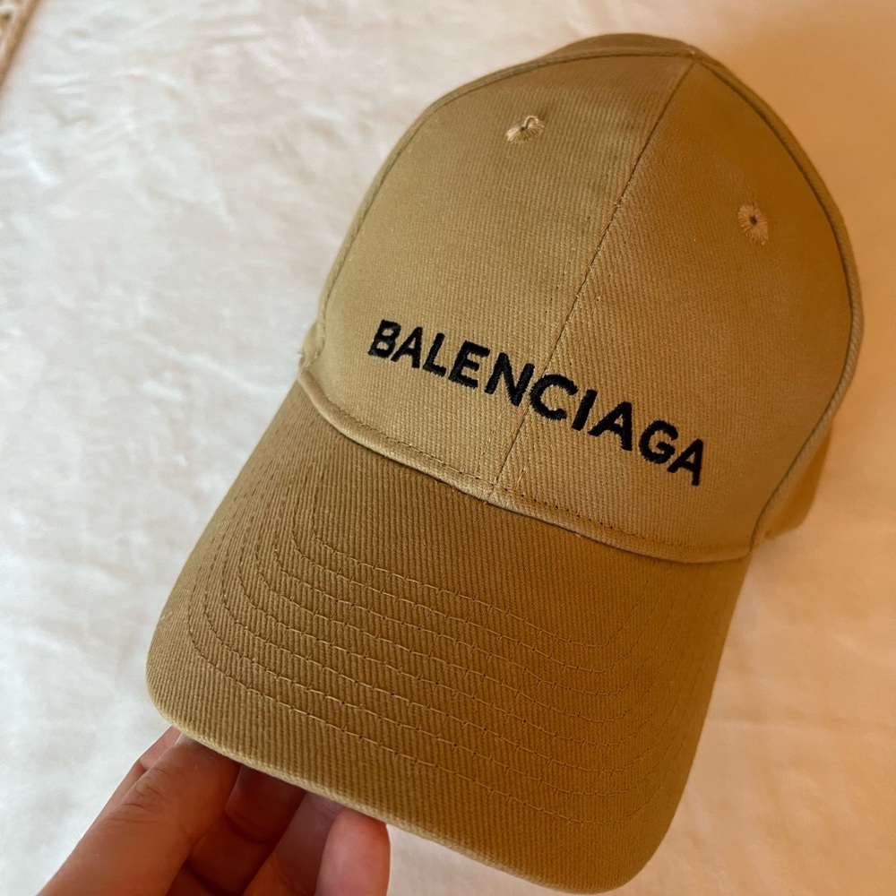 Khaki Balenciaga baseball cap